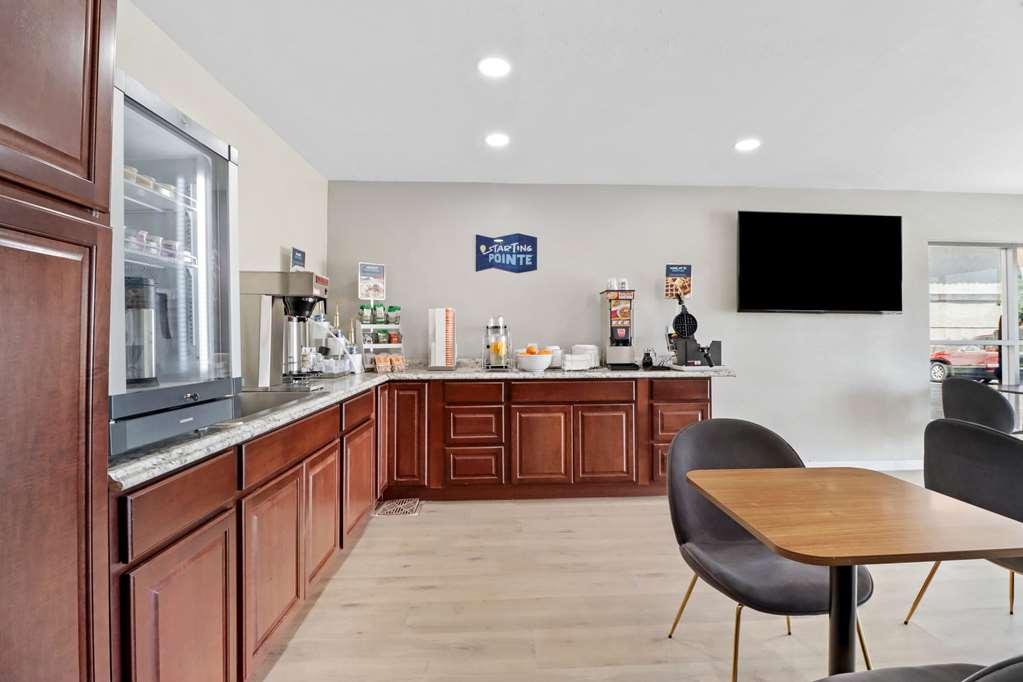Clarion Pointe Ridgecrest Near China Lake Naval Station Restaurant bilde